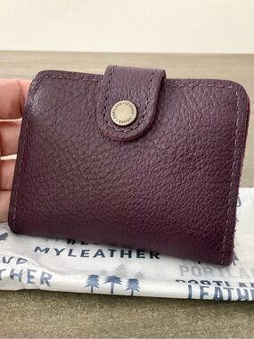 PLG Brand New Mini Bifold Wallet in Plum Full Grain Leather